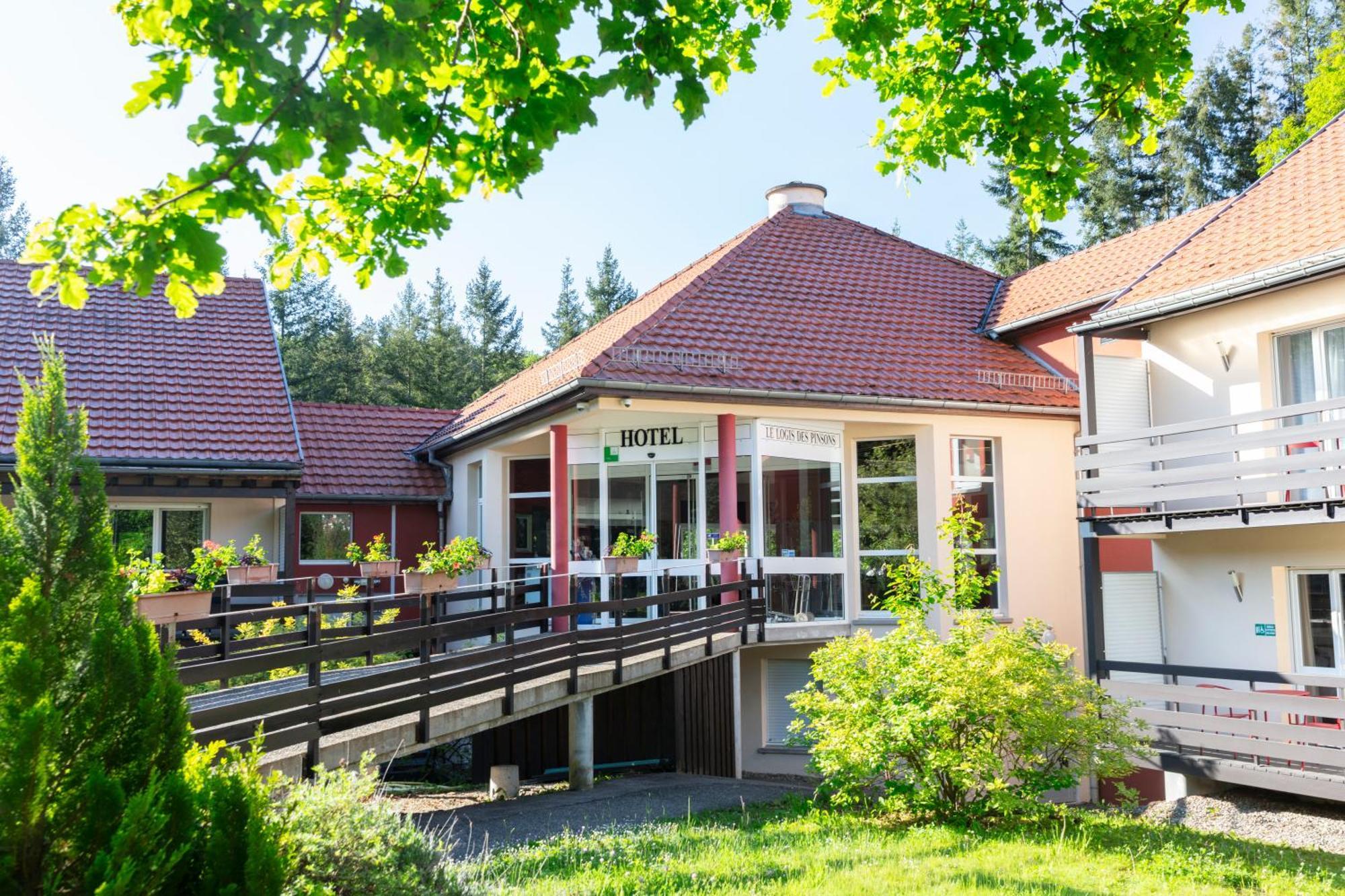 Hotel Restaurant La Vallee Noble, Proche Eguisheim Colmar Сульцмат Экстерьер фото